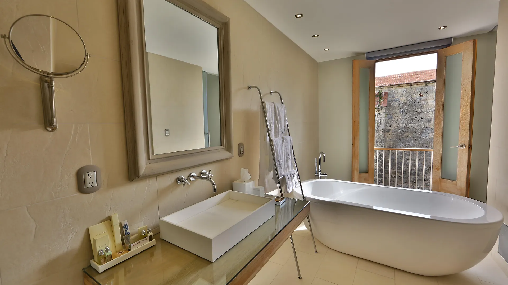 Billini Hotel, Historic Luxury Santo Domingo Hotel